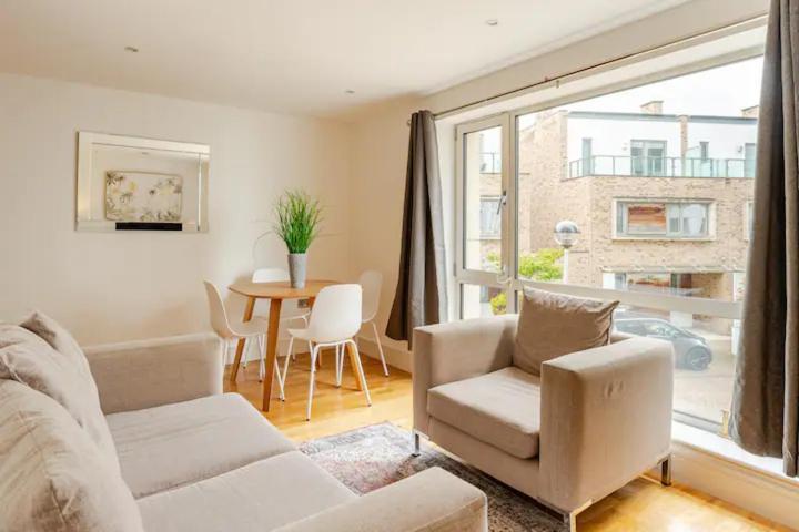 Brand New Flat In Central London With Car Park Buitenkant foto