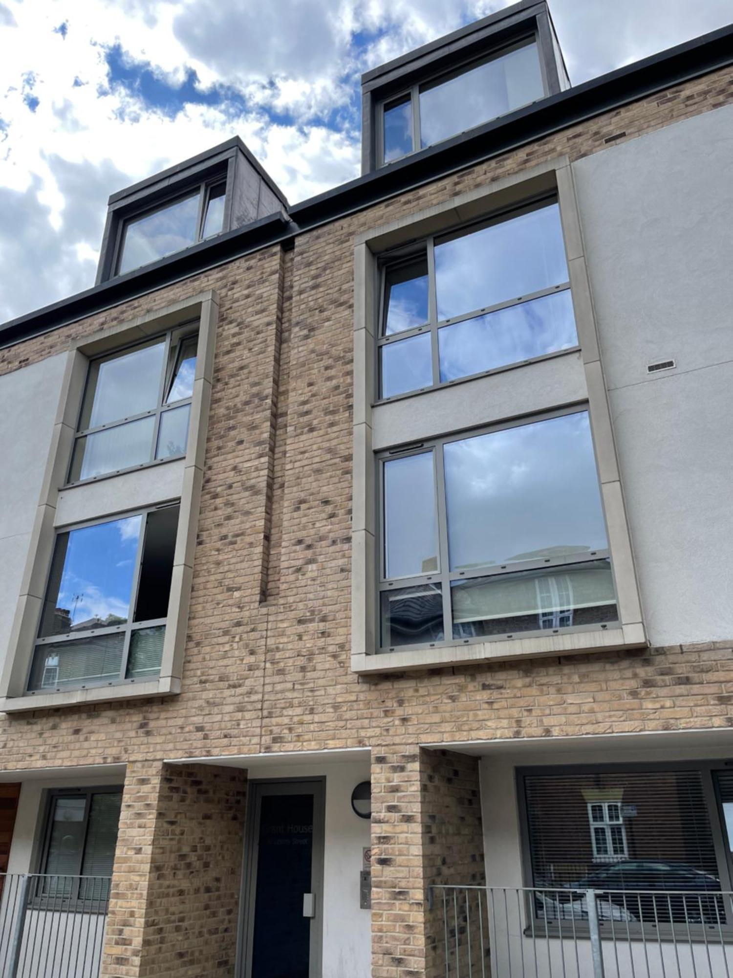 Brand New Flat In Central London With Car Park Buitenkant foto
